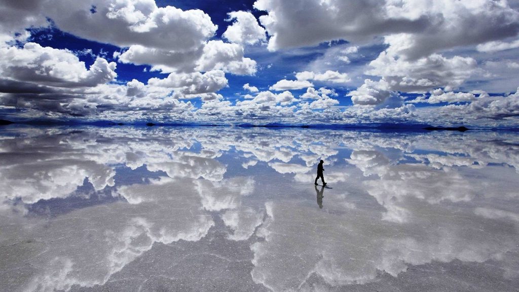 2 destinos únicos: Salar de Uyuni y Desierto de Atacama