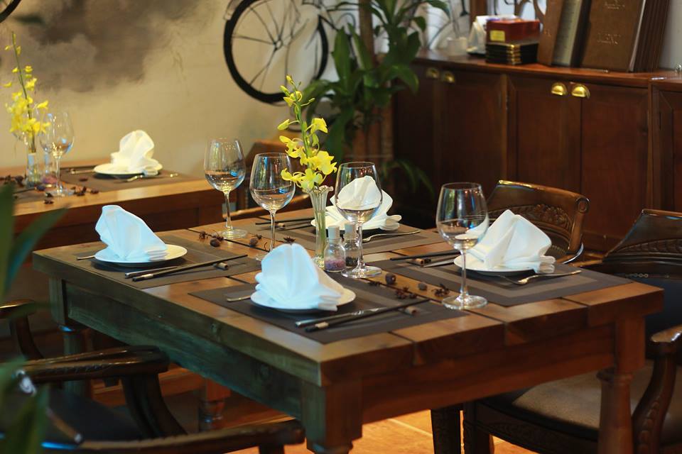 Duong's 2 Restaurant & Cooking Class